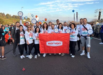 İstanbul Maratonu’nda Barış için Adımlarımızı Birleştirdik-1